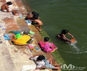 bathing varanasi india.jpg from nude indian family bath river kumbhamela