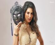 sunny leone face closeup with mask hd sizzling wallpaper.jpg from sunny leone mask hot