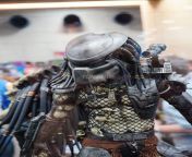 sdcc 2016 sideshow predator 011.jpg from pimp and host lsp incomplete pi