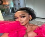hqxgwlovzp9fgcvlsfau from thando thabethe showing he