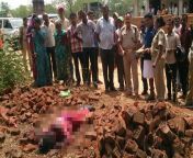 jharkhand woman dead outisde college 650x400 41462367905.jpg from man cuts off womans head for snitching