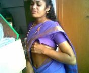 1ieej.jpg from village aunti ki jhant vali bur ki photo clothes removing at suhagraat by husbandona aunte sex saree
