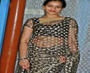 desi mallu navel aunty saree blouse 13.jpg from desi open puc