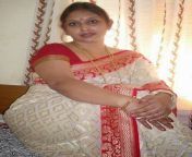 tamil bhabi pics 15.jpg from tamil aunty and young hotelbhabi ko jabardast chodadesi matur