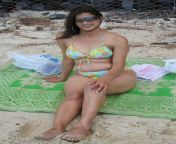hot indian aunty bikini pics 2.jpg from dig sea beach aunt