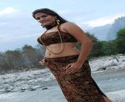 tamil actress soundarya hot yarathu movie 004.jpg from tamil heroine soundarya deep cleavage show in bend down movieshindu