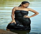 south indian actress bathing photos and cleavage by www tollyhot blogspot com 8.jpg from indian aunty bathing in bra youtubeindian house wife enjoying w