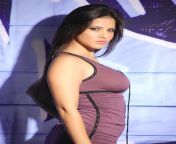 sunny leone picture13.jpg from sunny leone xxxxb videomp4 anchor sexy news videsi ass holes sex