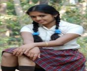 kerala girl in school uniform miniskirt in uthiram tamil film 600x406.jpg from school sexy tamil