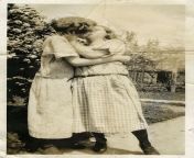 vintage lesbian loves 40.jpg from old women young sec