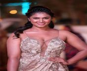 pooja shree super hot massive cleavage show at siima awards 2018 2.jpg from pooja tamil sxe