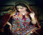 sindh costume colorful design pakistani culture.jpg from paki sindhi