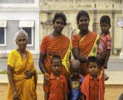 tamil nadu family indian puducherry 103679583.jpg from tamil nadu family wi