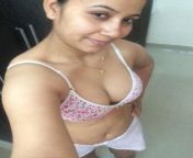 147 1000.jpg from more desi cute hard fucking with her