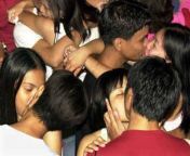 philippines kissing festival 02 13 2005 0o3pm2n.jpg from pinoy couple anniversary sex part 1