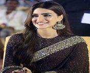 220px kriti sanon at adipurush pre release event 2 cropped.jpg from cute telugu changing cloths new clip