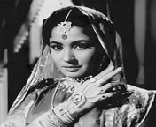 220px meena kumari in sahib bibi aur ghulam.jpg from photo chut actress meena nude ray malice video comxxx