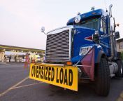 tips for hauling oversized loads overdimensional trucking jobs.jpg from loads