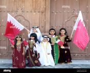 qatari kids with traditional dress qatar 2gg1y6w.jpg from qatari ki