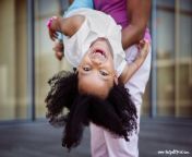 10 non poses to get natural photos of your kids by lisa tichane 7 600x400.jpg from who never pose