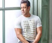 salman khan helps 18 year old boy from karnataka with ration and educational equipment after his father succumbs to covid 19.jpg from karnataka xxx videon old man xxx image