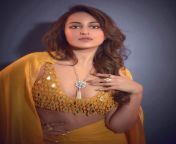 sonakshi sinha is turning the town yellow with a yellow coordinated set designed by arpita mehta 1.jpg from mypornsnap sonakshi singha photos top
