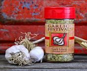 garlic festival foods garli ghetti cheesy garlic pasta sprinkle.jpg from বাবা তnimal and garlic xxx vi
