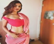 anveshi jain jolly bhatia flora sainis hottest belly curve navel moments that made us fall in love 2 jpeg from guyran navel curves desifakes