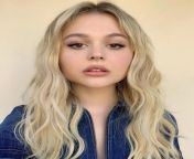 emily alyn lind on the set of a photoshoot 2019 7.jpg from emily alyn li