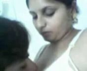 tamil mom xxx 320x180.jpg from tamil lip lock kissing sex