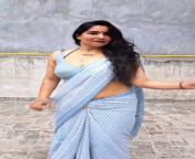 desi bhabhi sizzling dance on the terrace video went viral 10 06 2023.jpg from देसी भा¤