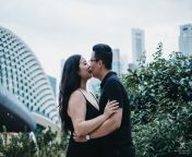 gw 2019 0706 276 edit sm.jpg from singapore couple kiss
