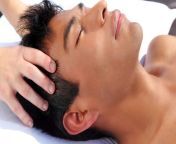 indian head massage man.jpg from head massage for