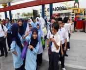 untitled 2020 01 02t171911 392.jpg from malaysian school wearing islamic school uniforms
