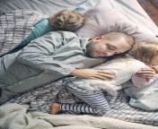 father sleeping with daughters on bed folf00064.jpg from english daughter sleeping father sex