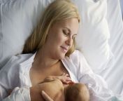 gettyimages 71061610camilasjodinjohnerimages 56be56403df78c0b138b7e83.jpg from mama cabbage breastfeeding videos