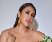 huma qureshi on.jpg from india nude hguma deancs open song