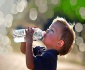 good parenting brighter children water 2.jpg from drinking