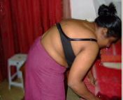 indian aunty armpit and bra pic.jpg from desi mallu aunty saree chang