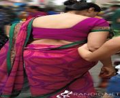 79f536c6ccbd0acaf0194c5d91a62105.jpg from mallu aunty huge back in saree