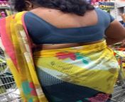 ae1d5bf78bf14bb0576c7e02e6e0d92b.jpg from tamil aunty saree blouse bra bf saeixur