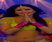 da5f6f7e7162fe2c3b9409e641aa57ee.jpg from kareena kapoor sexy navel from fevicol se song