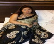 f20766373f7a7d198e3ff6c54cd77247.jpg from hot beautiful aunty bhavi real sex