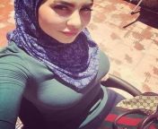 b14d137c3ef5d844dd6482b0f3b2bdf2.jpg from hijabi shemale showing big boobs and showing small dick