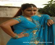4d32621eb61a47915657da30d28883ba.jpg from indian aunty in blue saree exposing juicy boobs