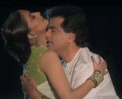 30b87aef255f9b63a7afc159f0970cbf.jpg from hindi actor madhori dekkhet kiss video