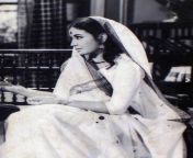 886de6fe9a7d1f41adce5f2104e48148.jpg from high profile bhabhiold classic actress