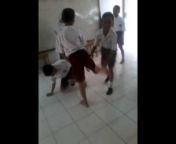 hqdefault.jpg from video laki laki sd perempuan yang masih kelas 5 sd di indonesia apa ada videonya perempuan itu pas aku gurunya