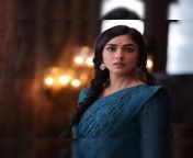 mrunal thakur says she has never spent more than rs 2000 on clothes reveals her secret to appear stylish without overspending.jpg from thakur