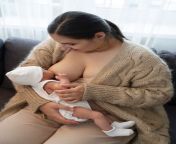 woman breast feeding her child 23 2149402333 jpgsize626extjpggaga1 1 1224184972 1714089600semtais from sexy boobes milk